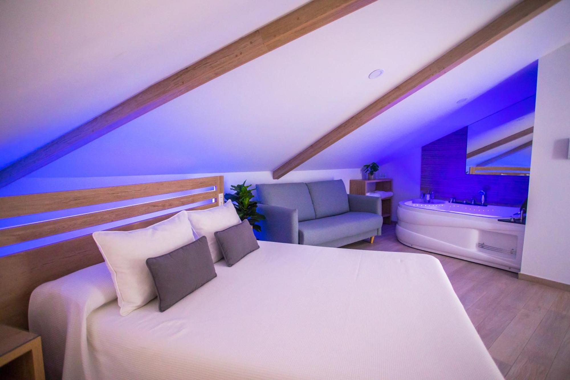 Apartahotel Enfasis-Group El Cuervo  Zewnętrze zdjęcie